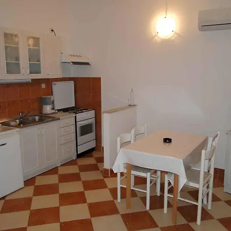 In - Sibenik Riviera 45749 Apartment Primosten
