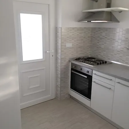 Apartmán In Grebastica/sibenik Riviera 7193 *